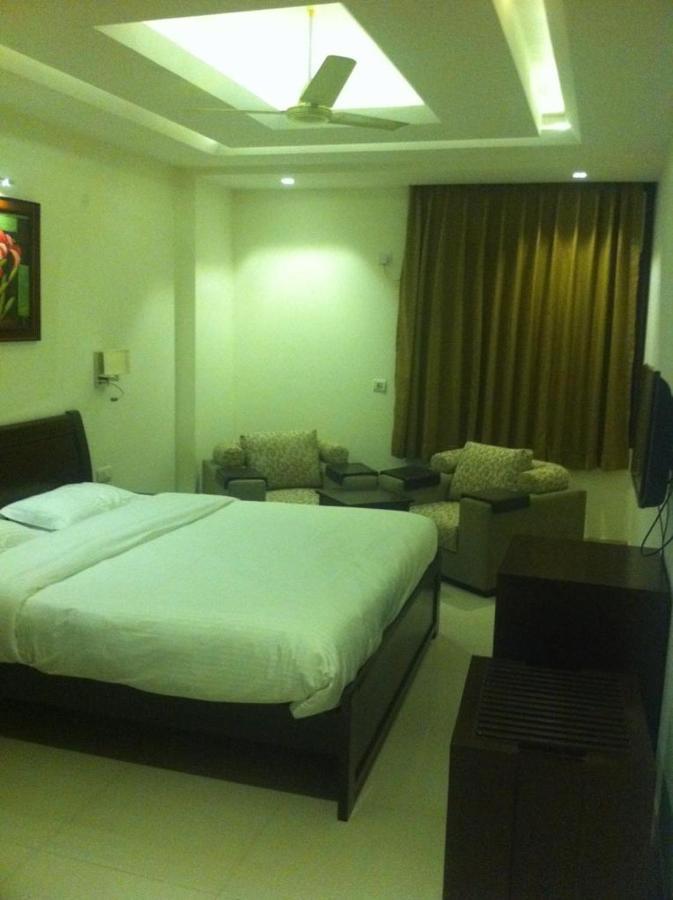Nikko Blue - Boutique Hotel Gurgaon Exterior photo