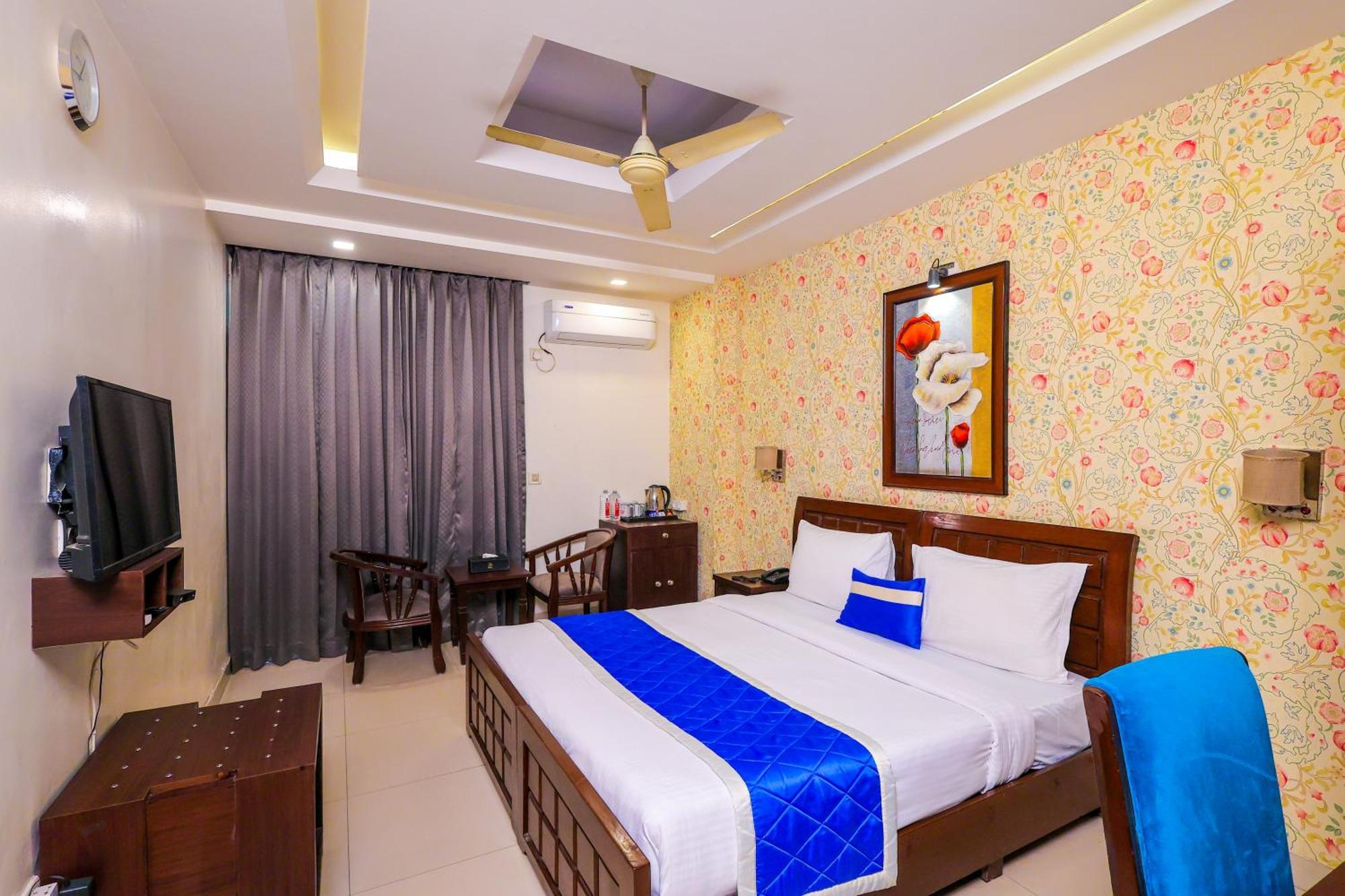 Nikko Blue - Boutique Hotel Gurgaon Exterior photo