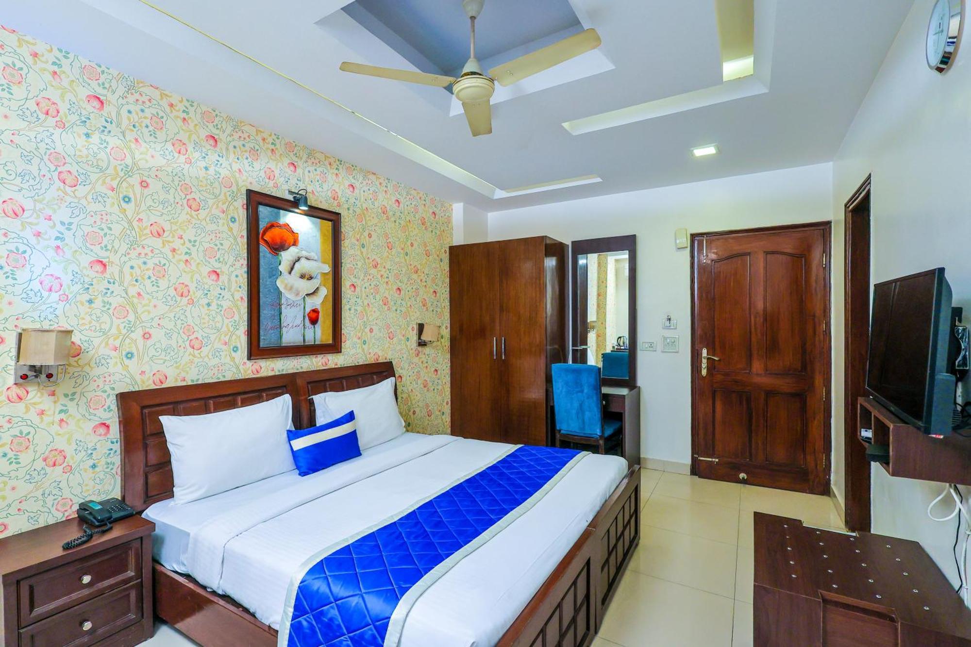 Nikko Blue - Boutique Hotel Gurgaon Exterior photo