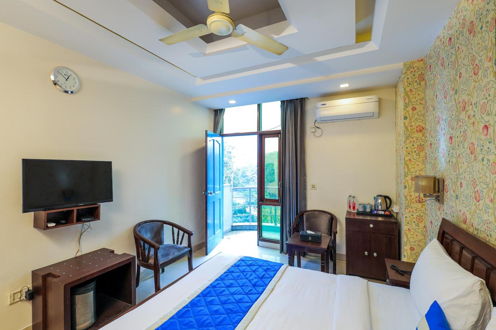 Nikko Blue - Boutique Hotel Gurgaon Exterior photo