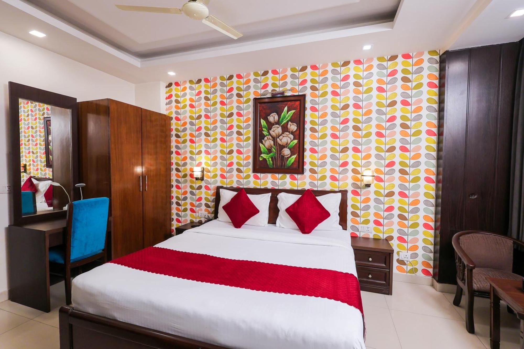 Nikko Blue - Boutique Hotel Gurgaon Exterior photo
