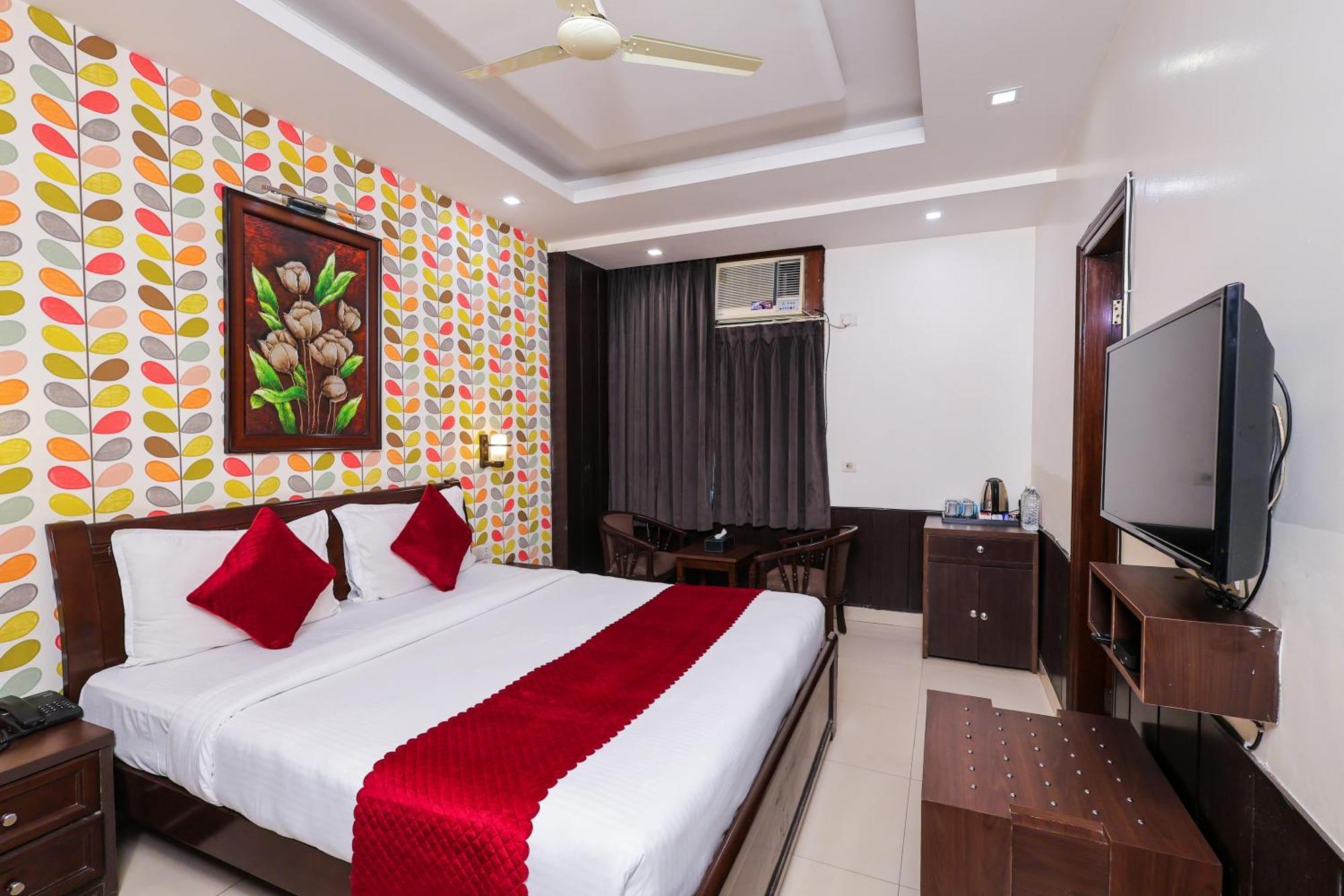 Nikko Blue - Boutique Hotel Gurgaon Exterior photo